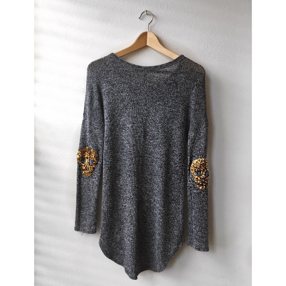 Grey Skull Long Sleeve Shirt